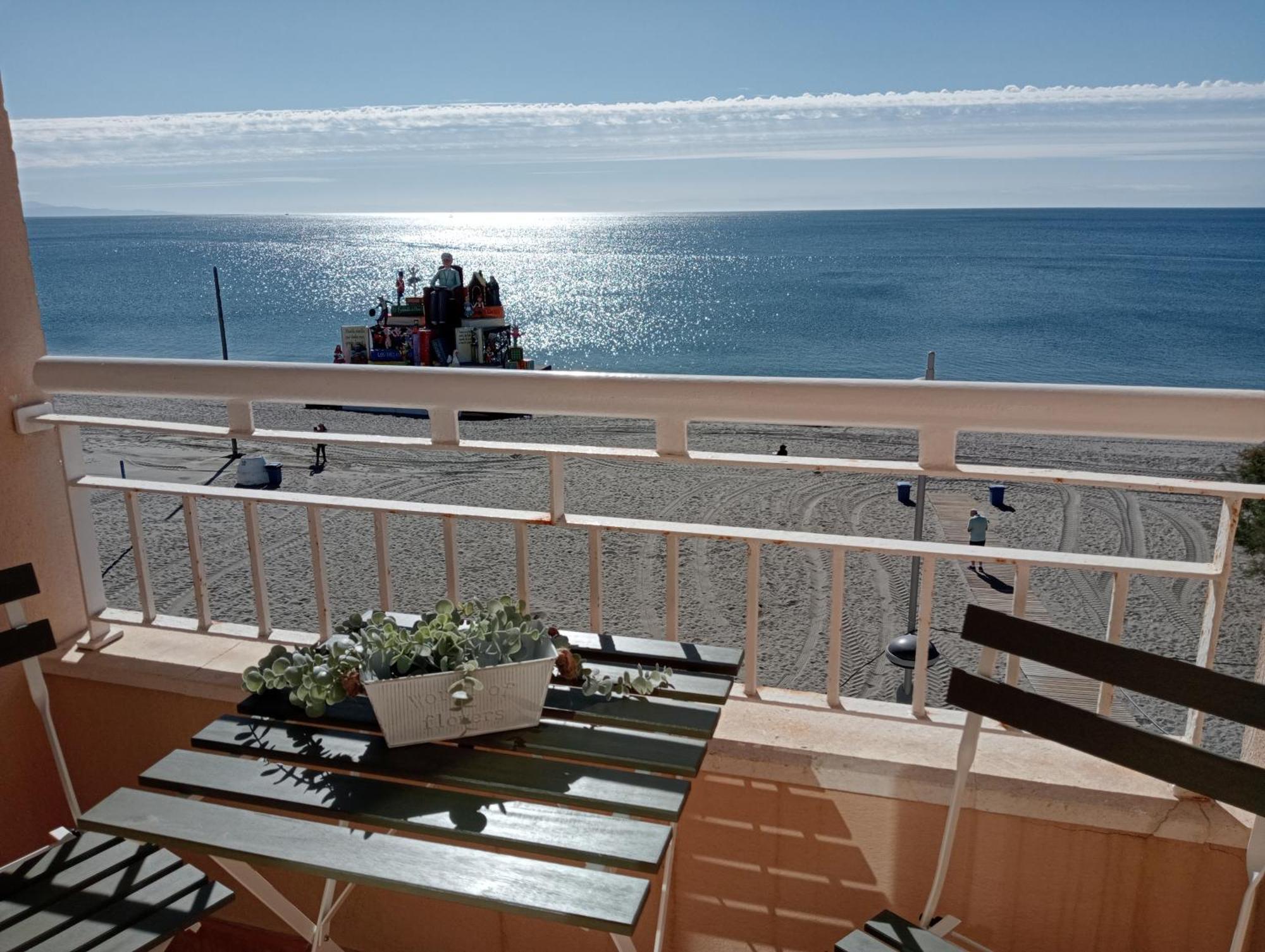 Primera Linea De Playa A 10 Min Estepona Сан Луис де Сабинияс Екстериор снимка